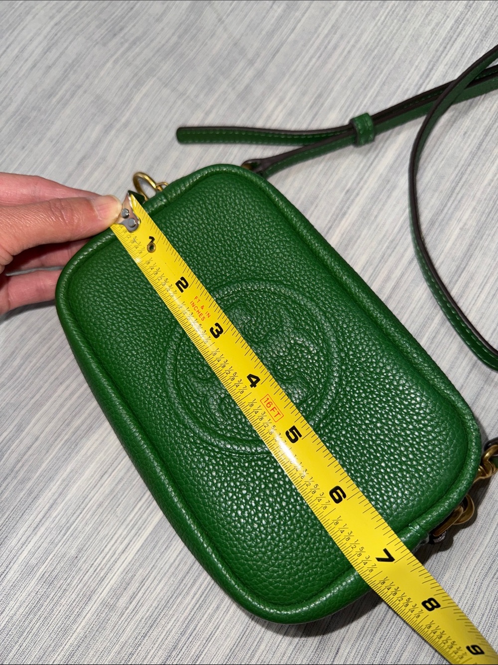 Tory Burch Emerald Green Perry Bombe Mini Bag - Picture 3 of 13